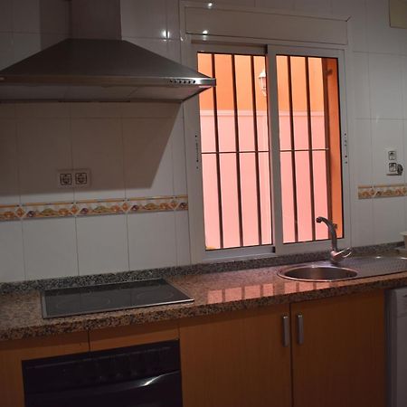 Apartamentos Alamare Севилья Экстерьер фото