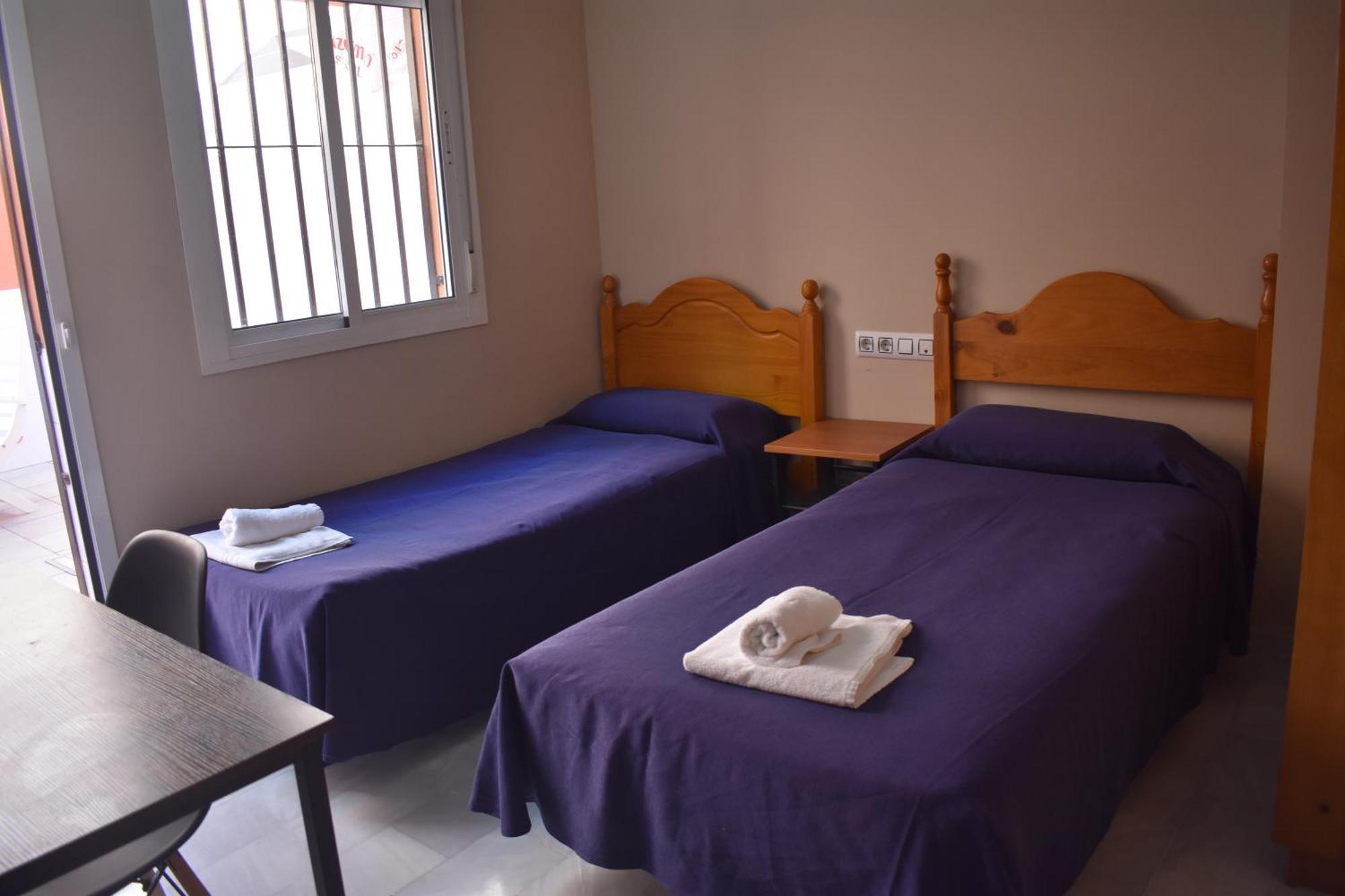 Apartamentos Alamare Севилья Экстерьер фото