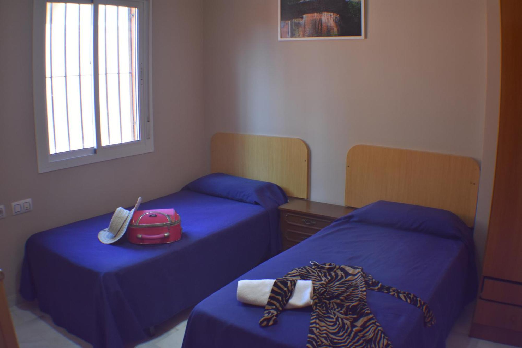 Apartamentos Alamare Севилья Экстерьер фото