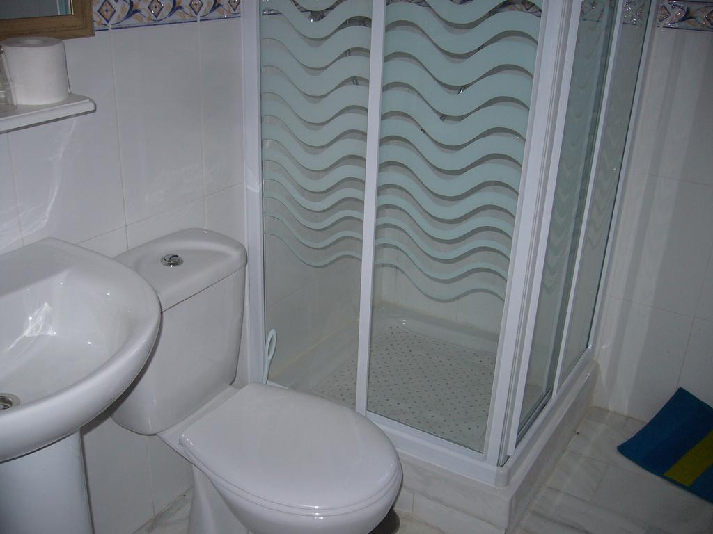 Apartamentos Alamare Севилья Номер фото